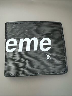 Black Textured Epi Faux Leather Bifold Wallet